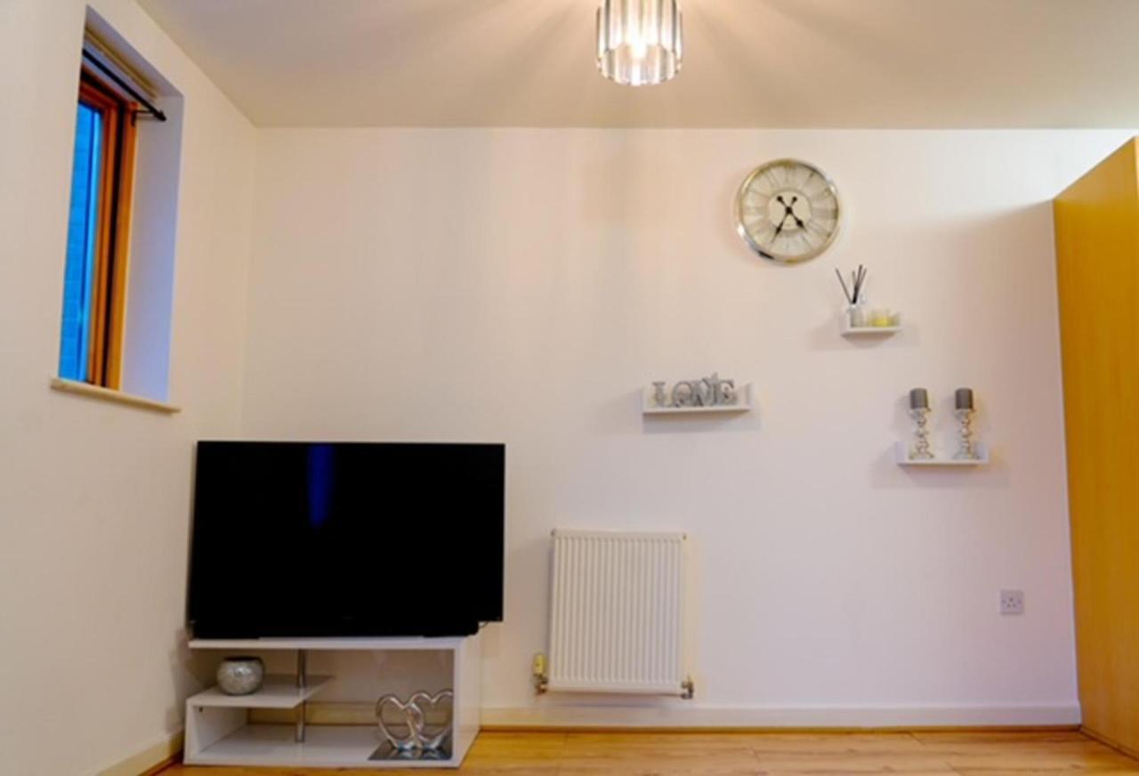 1 Bed - Sleeps 2 - 7 Min Walk To Hackney Station Apartamento Londres Exterior foto